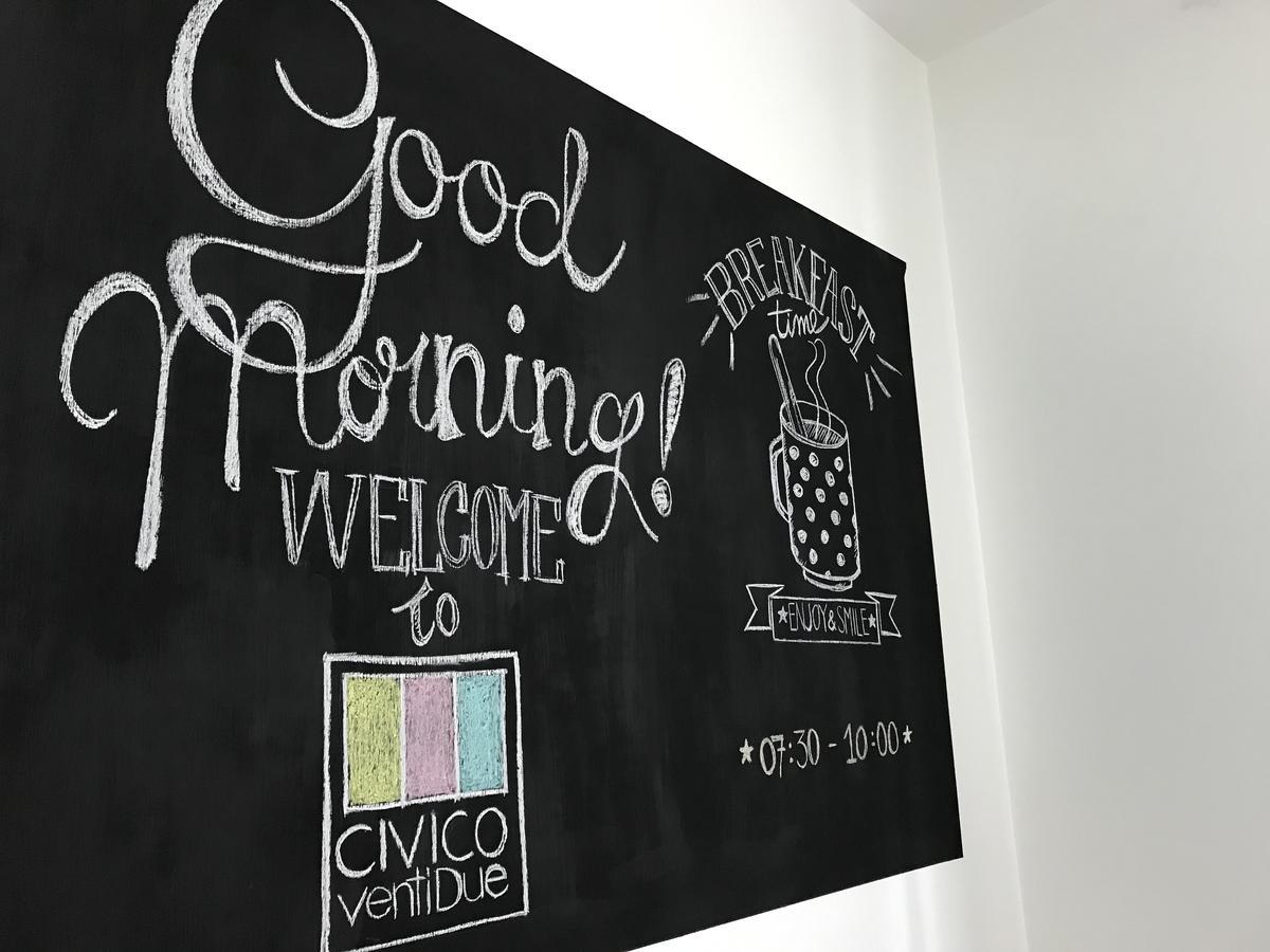 צ'יביטאנובה מארקה B&B Civico22 מראה חיצוני תמונה